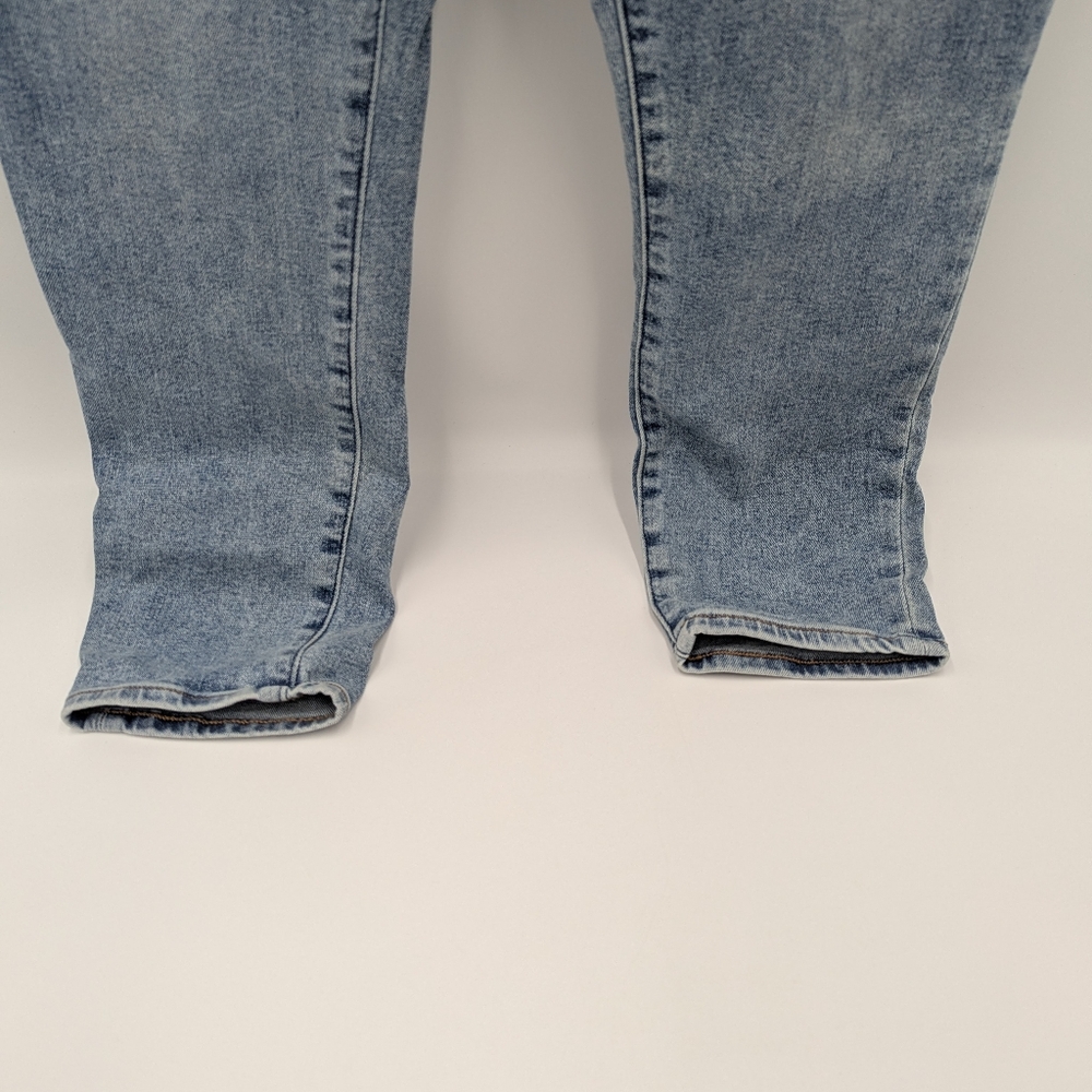 Abercrombie & Fitch Criss Cross Waist Skinny Jeans High Rise Light Wash 33 / 16 - Picture 8 of 8